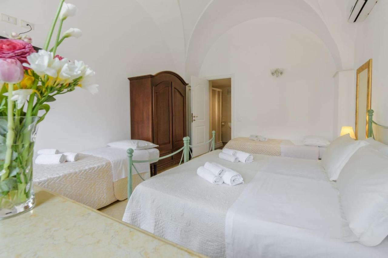 Il Vicoletto Bed and Breakfast Pulsano Buitenkant foto