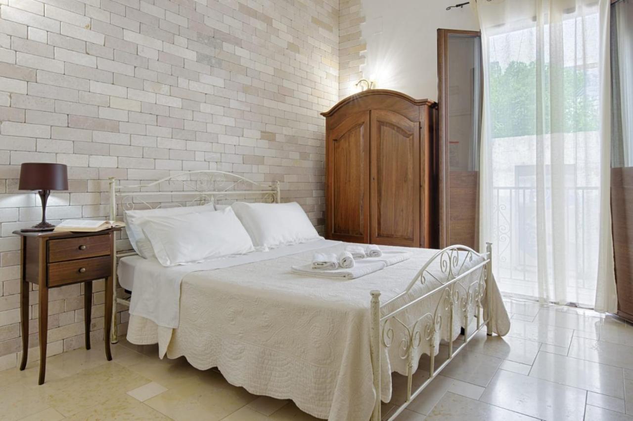 Il Vicoletto Bed and Breakfast Pulsano Buitenkant foto