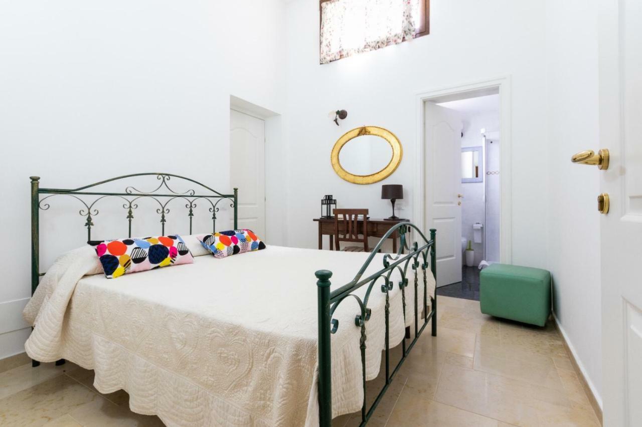 Il Vicoletto Bed and Breakfast Pulsano Buitenkant foto